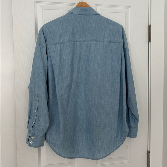 Aritzia Denim Forum The Jane long sleeve shirt Button Down chambray size medium - Picture 5 of 15